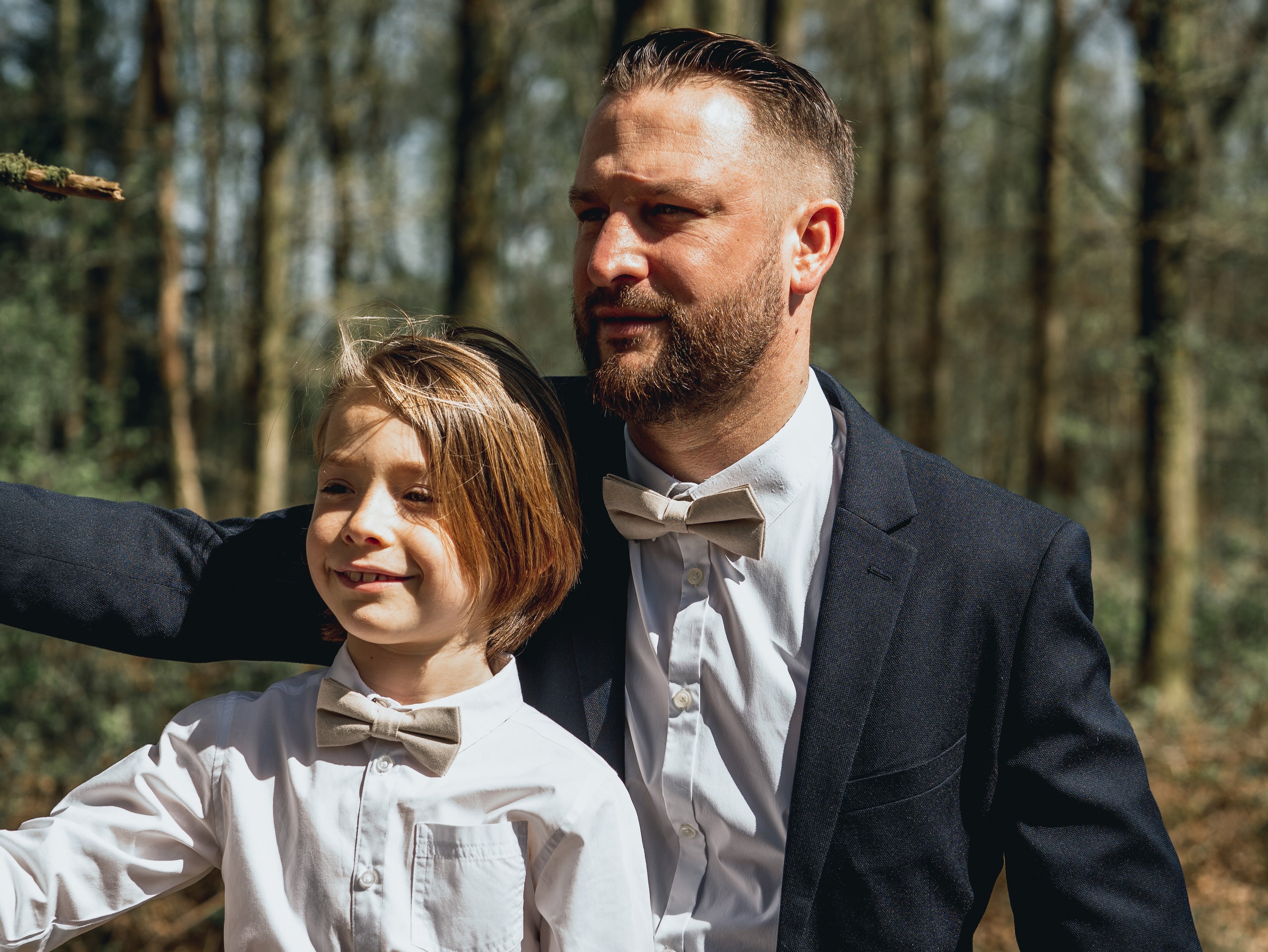 Nœud Papillon Père & Fils : Créez un Duo Stylé et Complice 👔 Obrázek