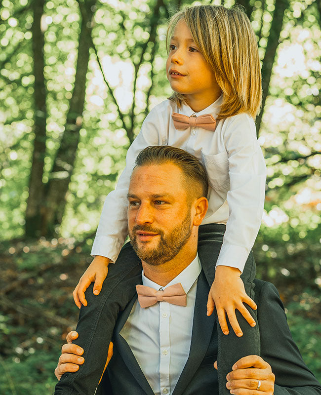 Motýlek Růžový č. 3 z Bavlny «Edgard»